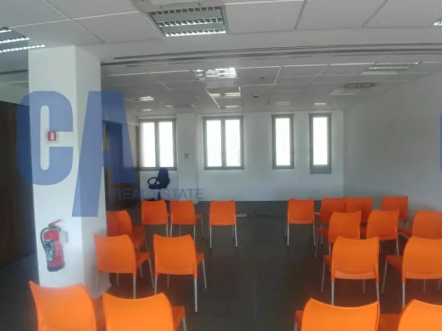 Immagine 9 di Palazzo in vendita  in VIA UMBRIA a Segrate