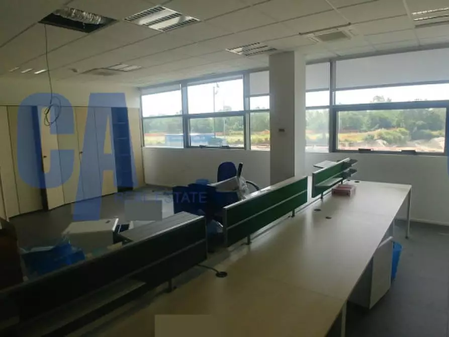 Immagine 13 di Palazzo in vendita  in VIA UMBRIA a Segrate