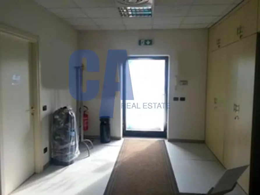 Immagine 12 di Palazzo in vendita  in VIA GALILEI GALILEO a Agrate Brianza