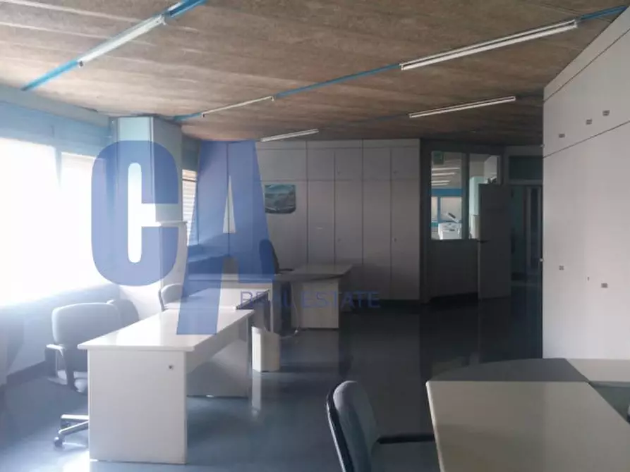 Immagine 12 di Palazzo in vendita  in STRADA STATALE PADANA SUP. N. 11 a Cernusco Sul Naviglio