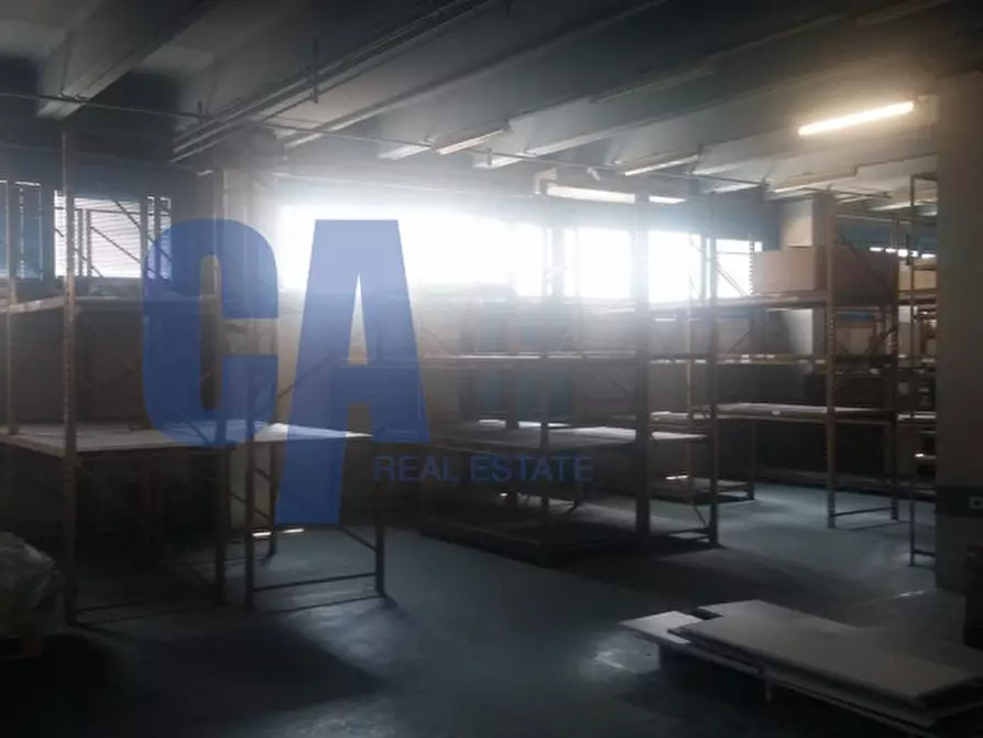 Immagine 19 di Palazzo in vendita  in STRADA STATALE PADANA SUP. N. 11 a Cernusco Sul Naviglio