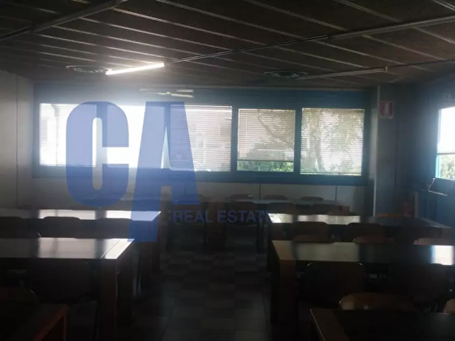 Immagine 20 di Palazzo in vendita  in STRADA STATALE PADANA SUP. N. 11 a Cernusco Sul Naviglio