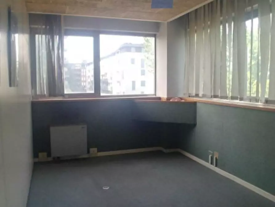 Immagine 24 di Palazzo in vendita  in VIA GOBETTI PIETRO a Cinisello Balsamo