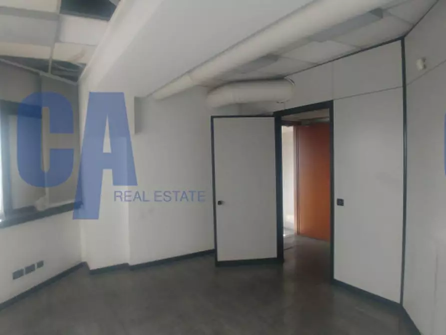 Immagine 11 di Palazzo in vendita  in VIA BETTOLA a Cinisello Balsamo