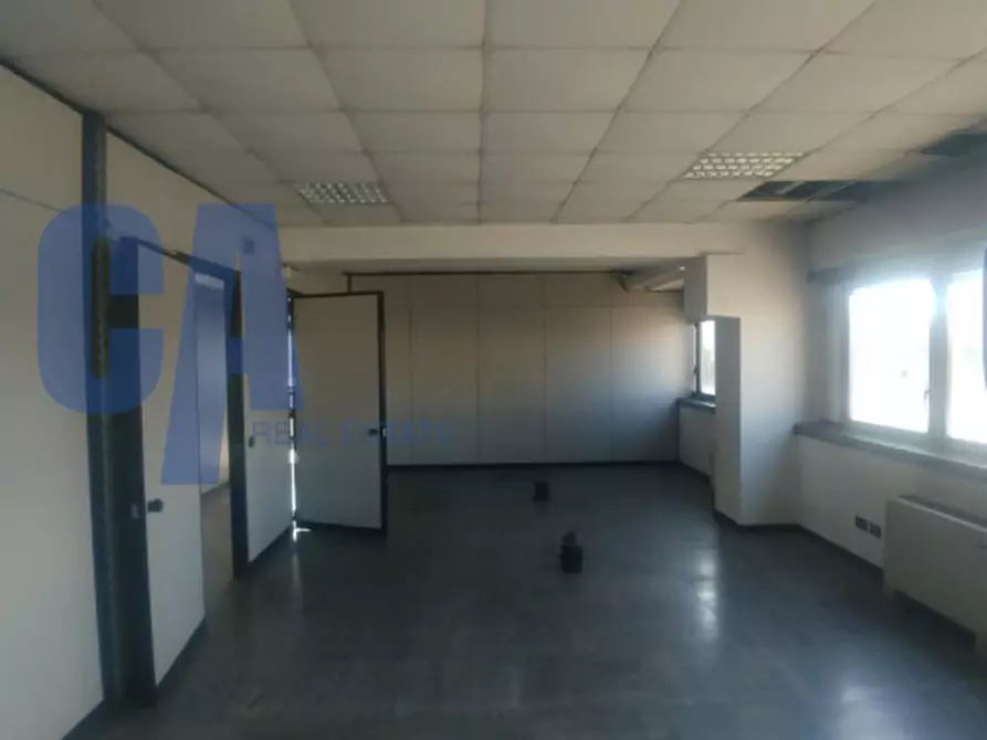 Immagine 24 di Palazzo in vendita  in VIA BETTOLA a Cinisello Balsamo