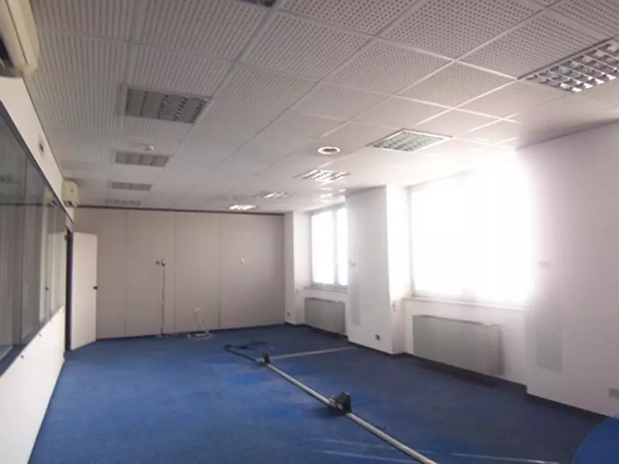 Immagine 4 di Ufficio in affitto  in VIA CIRCONVALLAZIONE a Segrate
