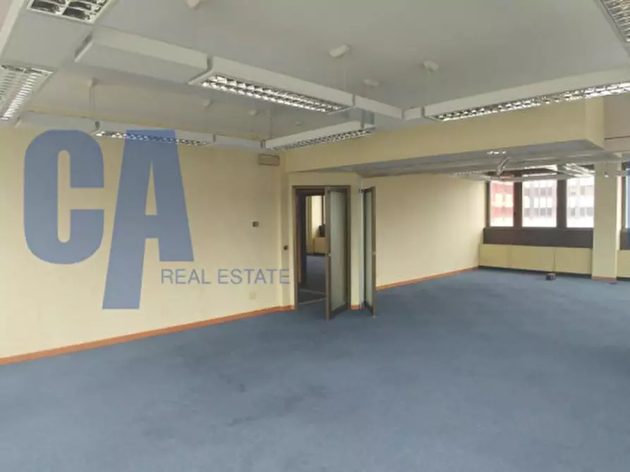 Immagine 4 di Ufficio in affitto  in PIAZZALE MACIACHINI CARLO a Milano