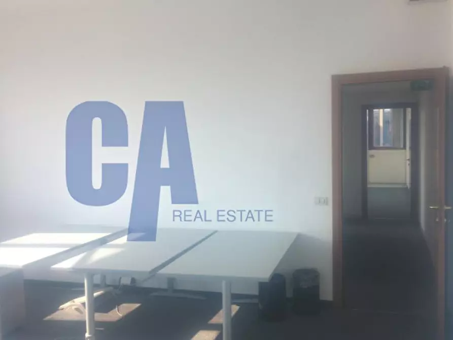 Immagine 13 di Ufficio in affitto  in PIAZZALE CORVETTO LUIGI EMANUELE a Milano