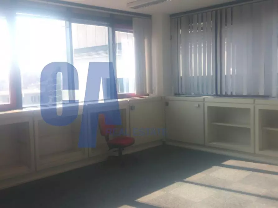 Immagine 9 di Ufficio in affitto  in PIAZZALE CORVETTO LUIGI EMANUELE a Milano