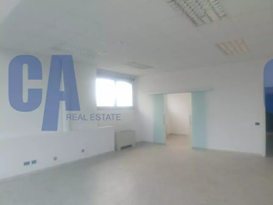 Immagine 8 di Ufficio in affitto  in VIA MECENATE a Milano