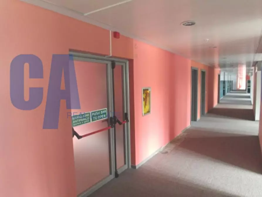 Immagine 5 di Ufficio in affitto  in VIA CAMPANIA a Monza