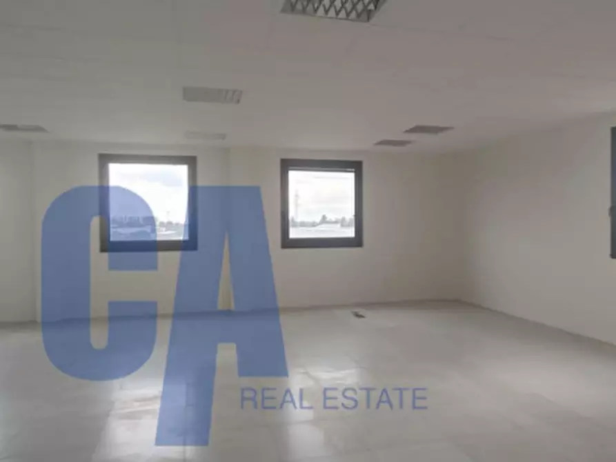 Immagine 7 di Ufficio in affitto  in VIA TOBAGI a Peschiera Borromeo