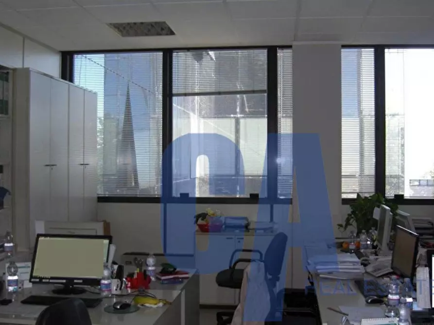 Immagine 16 di Ufficio in affitto  in VIA TOBAGI a Peschiera Borromeo