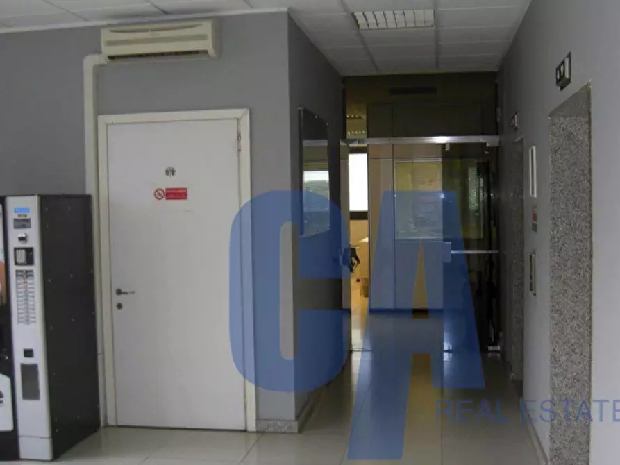 Immagine 18 di Ufficio in affitto  in VIA TOBAGI a Peschiera Borromeo