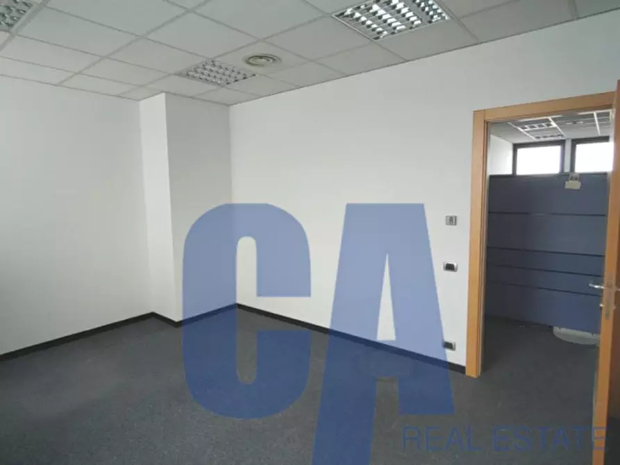 Immagine 15 di Ufficio in affitto  in VIA VERDI G. a Caponago