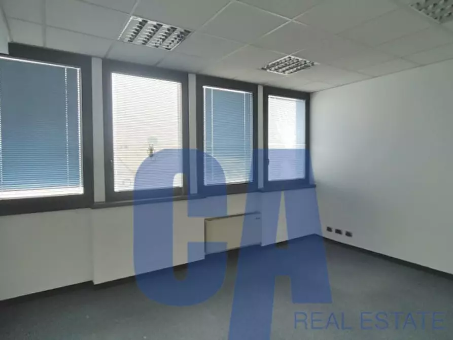 Immagine 14 di Ufficio in affitto  in VIA VERDI G. a Caponago