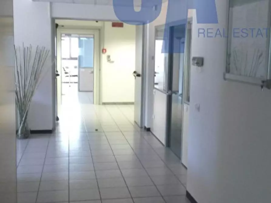 Immagine 11 di Ufficio in affitto  in VIA BURONA a Vimodrone