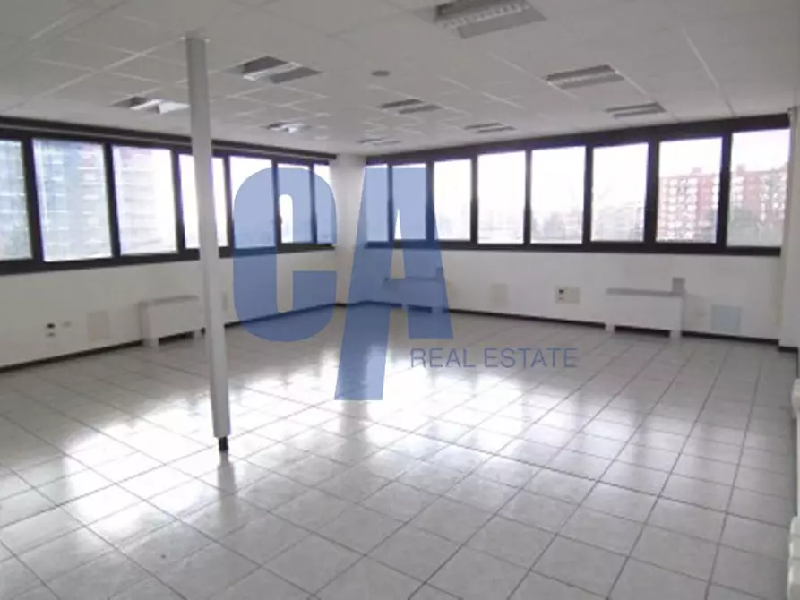 Immagine 22 di Ufficio in affitto  in VIA BURONA a Vimodrone