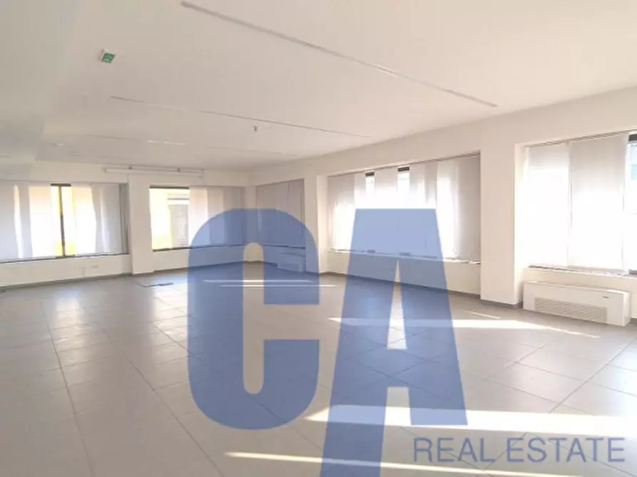 Immagine 10 di Ufficio in affitto  in VIA GALLARATE a Milano