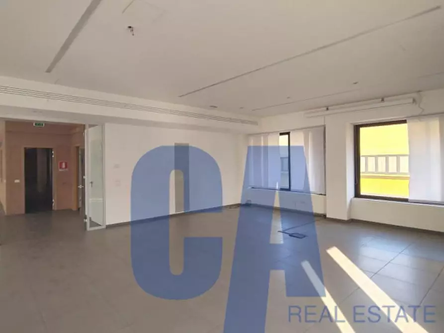 Immagine 20 di Ufficio in affitto  in VIA GALLARATE a Milano