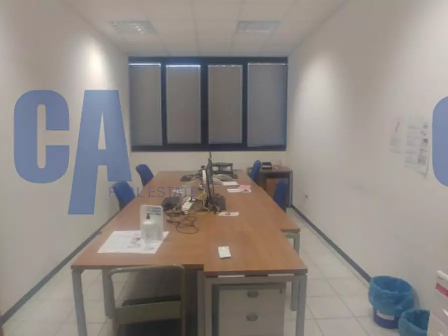 Immagine 17 di Ufficio in affitto  in VIA BURONA a Vimodrone