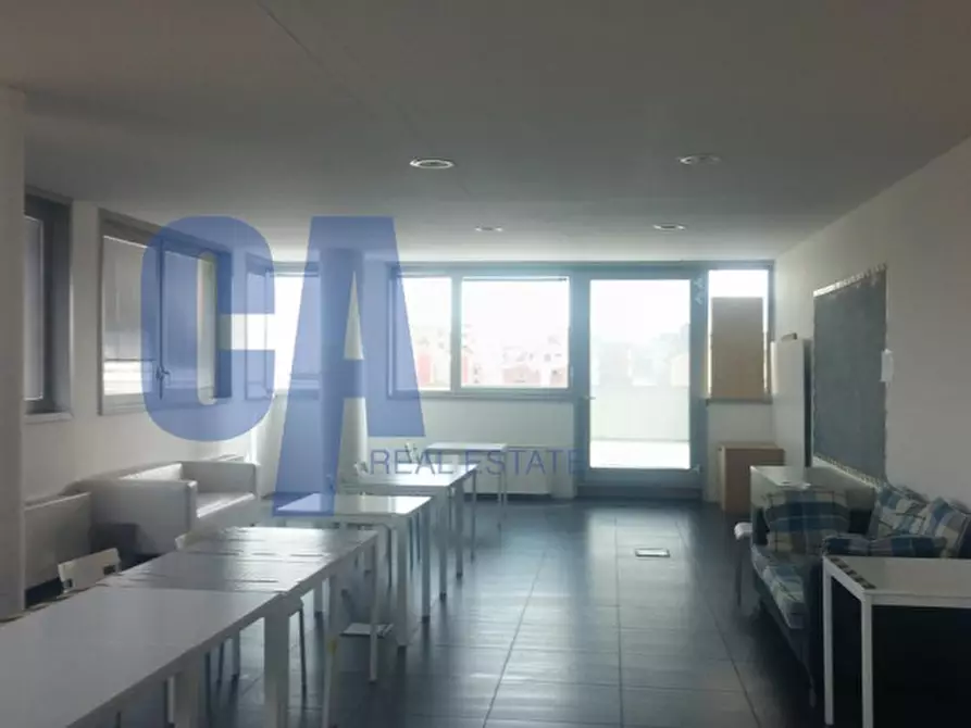 Immagine 2 di Ufficio in vendita  in VIA DURANDO GIOVANNI a Milano