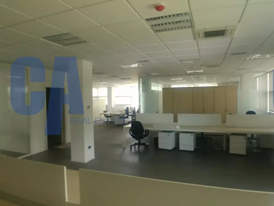Immagine 2 di Ufficio in vendita  in VIA UMBRIA a Segrate