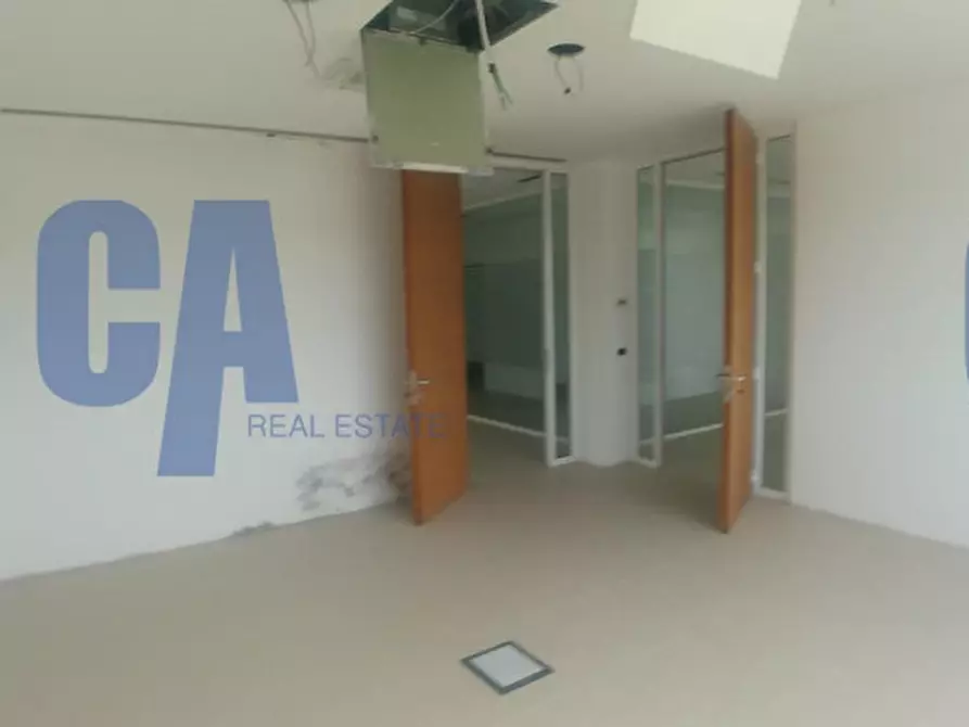 Immagine 23 di Ufficio in vendita  in VIA UMBRIA a Segrate