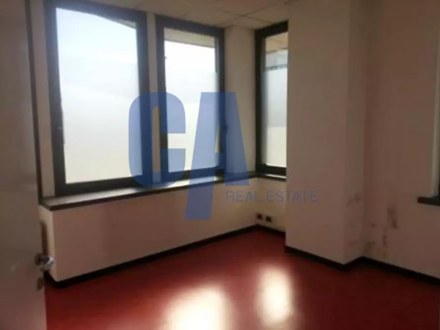 Immagine 8 di Ufficio in vendita  in VIA VERDI G. a Caponago