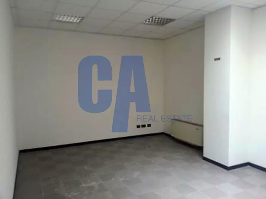 Immagine 11 di Ufficio in vendita  in VIA VERDI G. a Caponago