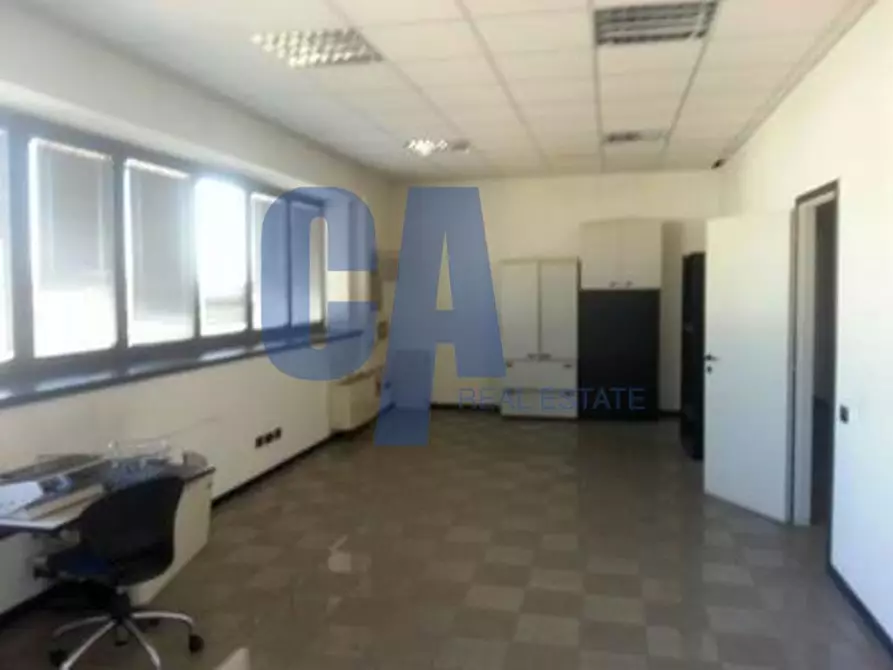 Immagine 12 di Ufficio in vendita  in VIA VERDI G. a Caponago
