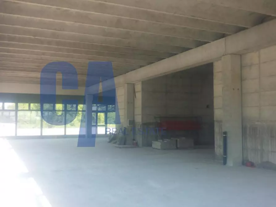 Immagine 3 di Ufficio in vendita  in VIA GALILEI GALILEO a Peschiera Borromeo