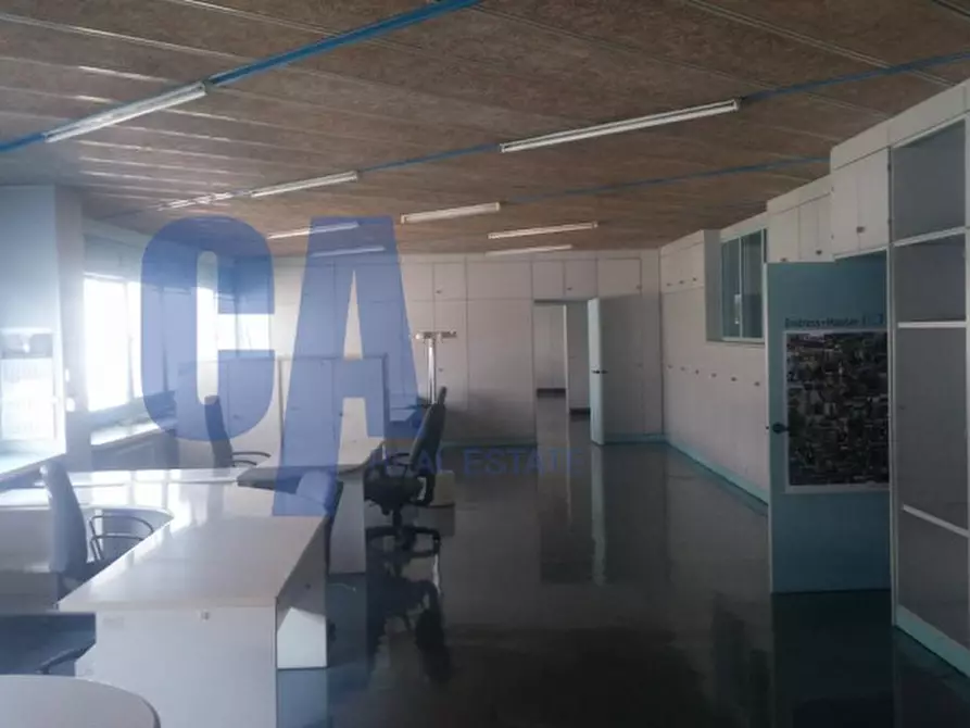 Immagine 3 di Ufficio in vendita  in STRADA STATALE PADANA SUP. N. 11 a Cernusco Sul Naviglio