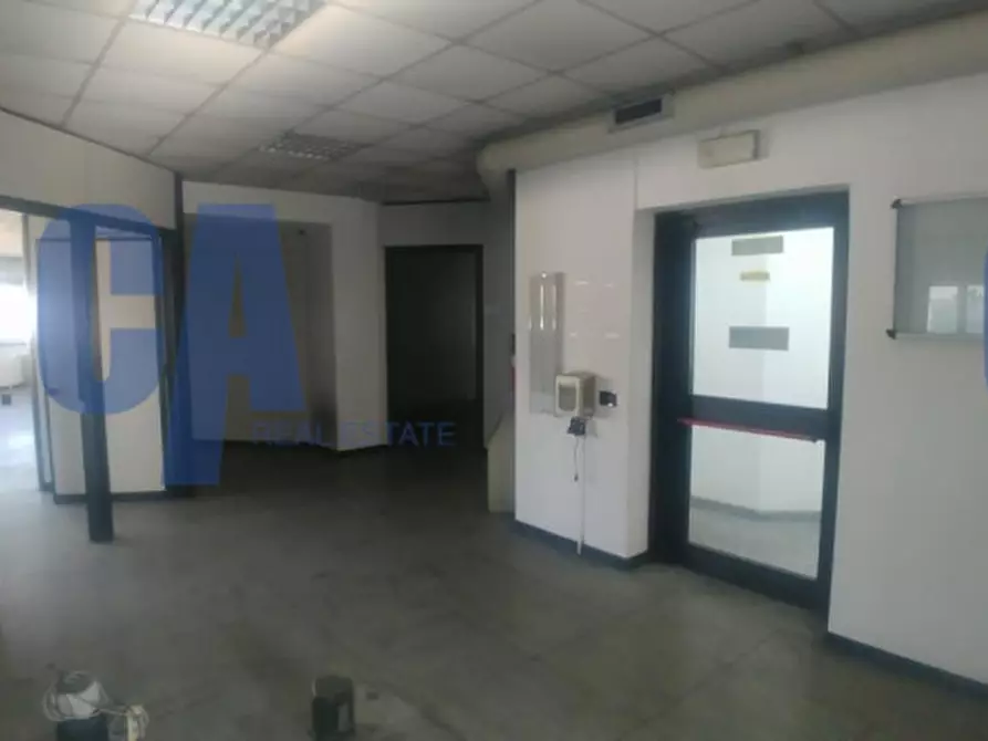 Immagine 5 di Ufficio in vendita  in VIA BETTOLA a Cinisello Balsamo