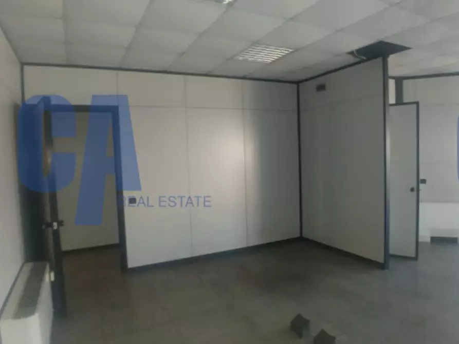 Immagine 17 di Ufficio in vendita  in VIA BETTOLA a Cinisello Balsamo