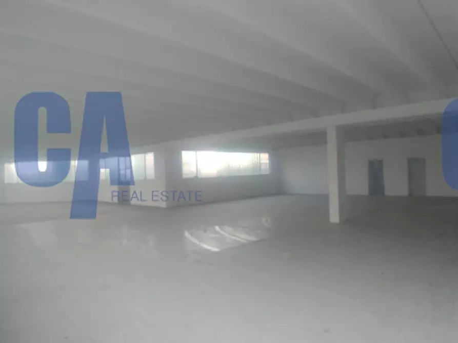 Immagine 2 di Attività commerciale in affitto  in VIA ARCHIMEDE a Settimo Milanese