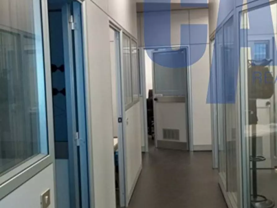 Immagine 12 di Attività commerciale in vendita  in VIA TERTULLIANO a Milano