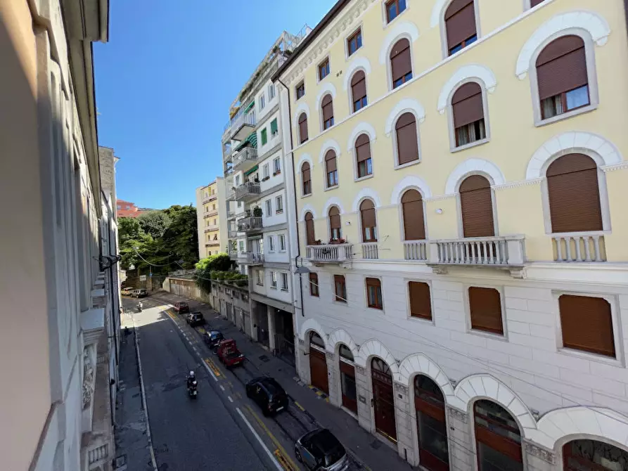 Immagine 14 di Appartamento in affitto  in via Martiri della Libertà 12 a Trieste
