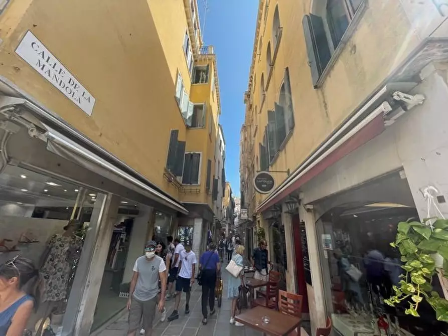 Immagine 1 di Casa indipendente in vendita  in calle della mandola a Venezia