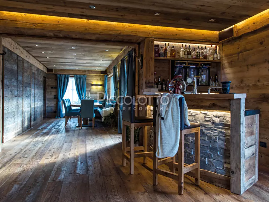 Immagine 6 di Appartamento in vendita  in Località La Riva a Cortina D'ampezzo