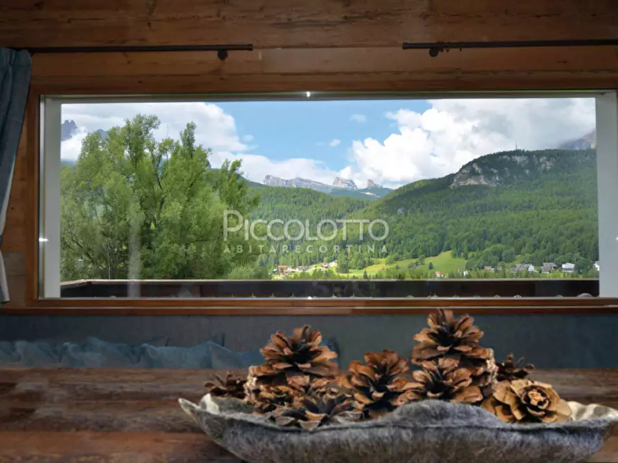 Immagine 8 di Appartamento in vendita  in Località La Riva a Cortina D'ampezzo