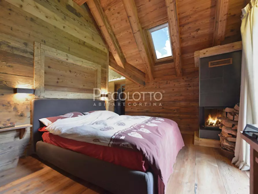 Immagine 11 di Appartamento in vendita  in Località La Riva a Cortina D'ampezzo