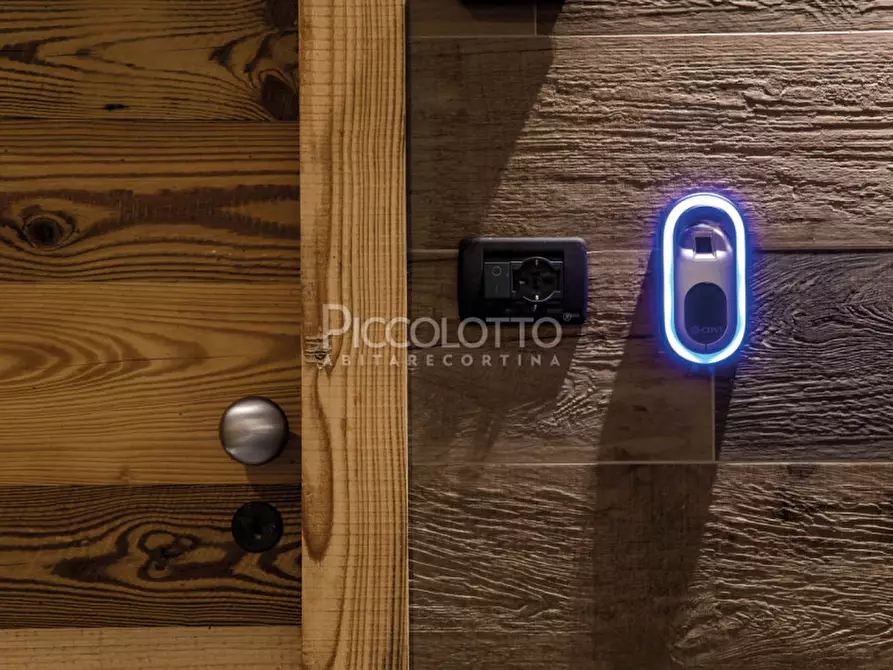 Immagine 21 di Appartamento in vendita  in Località La Riva a Cortina D'ampezzo