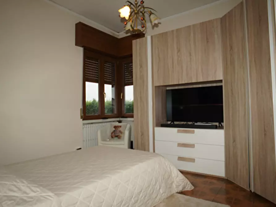 Immagine 9 di Villa in vendita  in VIA LAVAGNOLI a Veronella