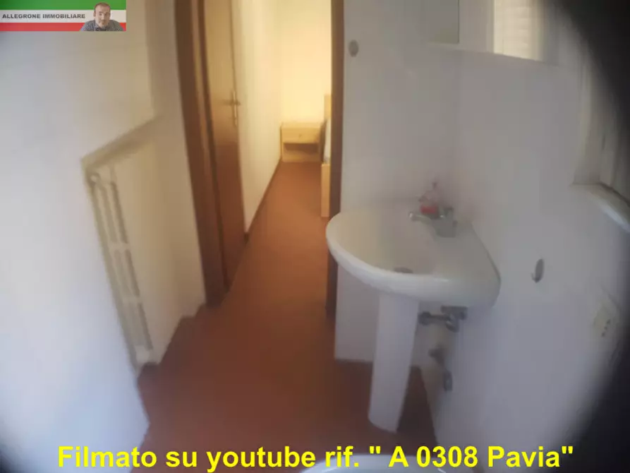 Immagine 16 di Appartamento in affitto  in via romagnosi a Pavia