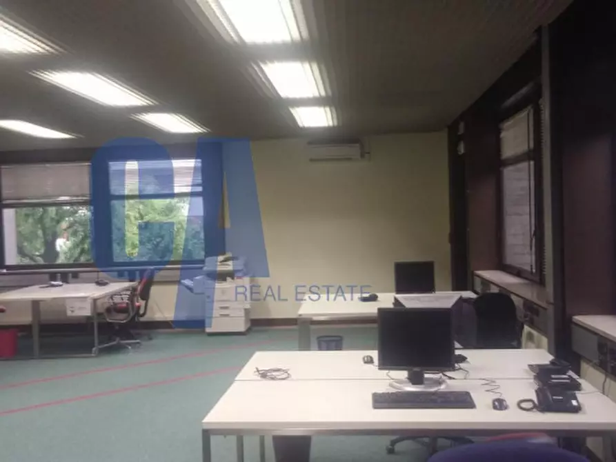 Immagine 10 di Palazzo in vendita  in VIA MARCONI G. a Segrate