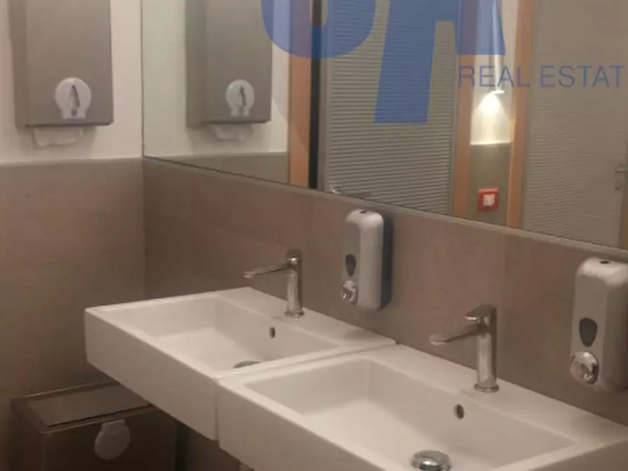 Immagine 18 di Palazzo in vendita  in VIA MARCONI G. a Segrate