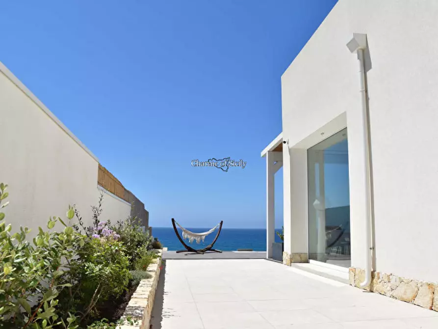 Immagine 6 di Villa in vendita  in Via del Mare a Scicli