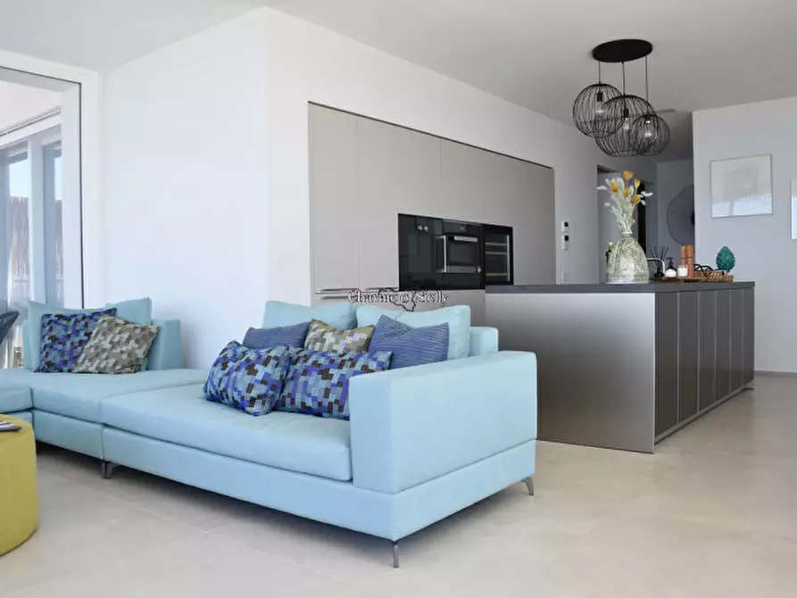 Immagine 14 di Villa in vendita  in Via del Mare a Scicli