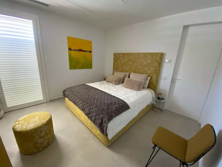 Immagine 25 di Villa in vendita  in Via del Mare a Scicli